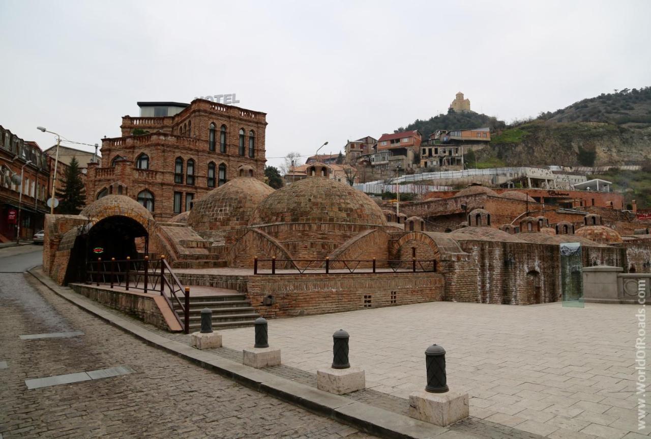 Hotel 2Floors Tbilisi Exterior photo